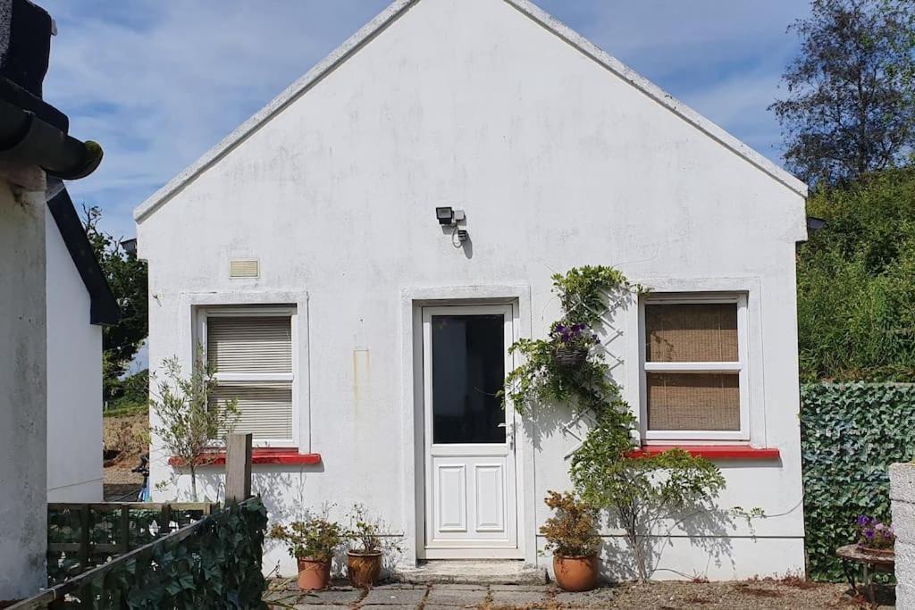 Cosy Self Contained Cottage With Stunning Views Killaloe Ngoại thất bức ảnh