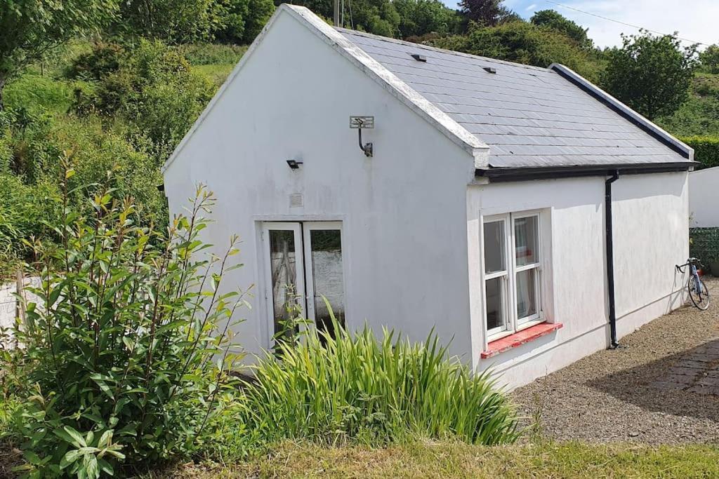 Cosy Self Contained Cottage With Stunning Views Killaloe Ngoại thất bức ảnh